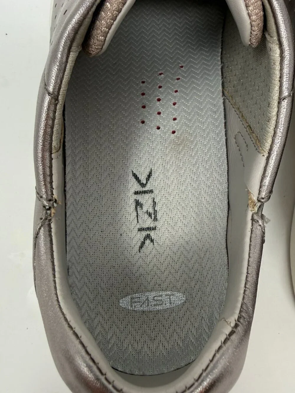 Kizik miami hands